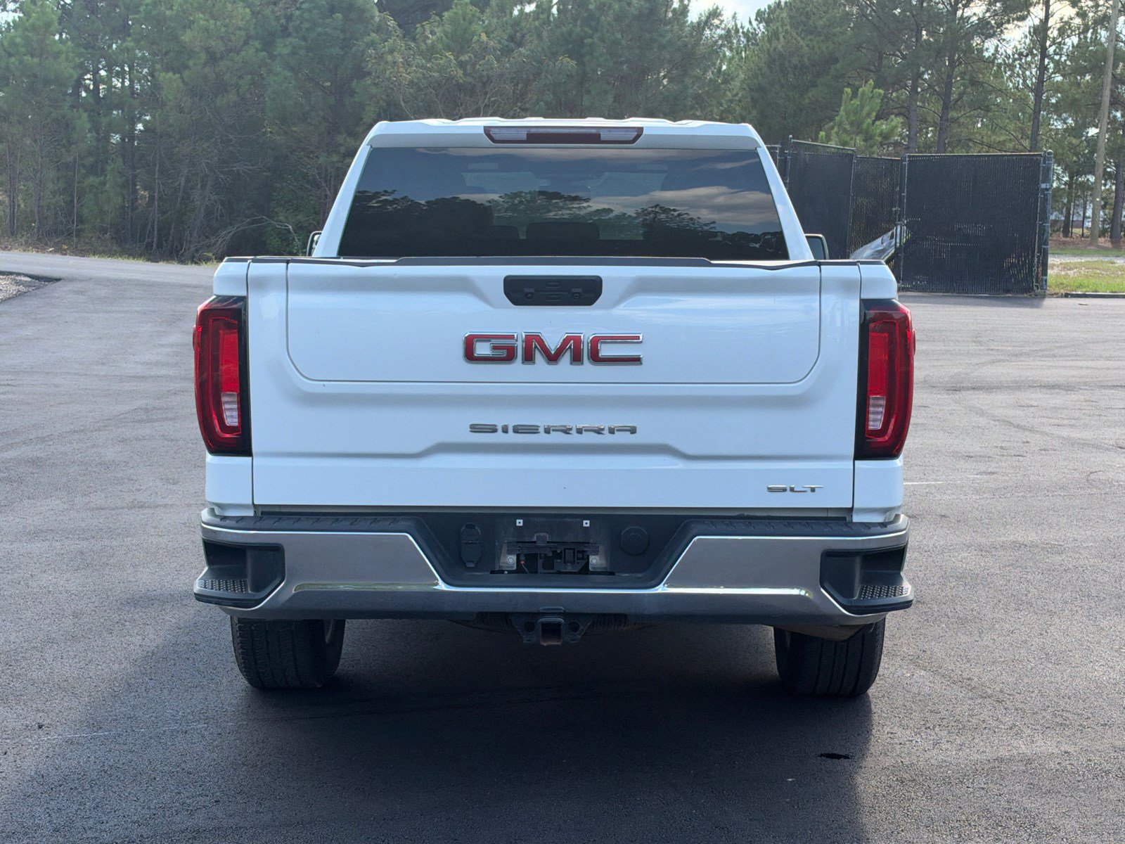 Used 2025 GMC Sierra 1500 SLT AWD/4WD image 6