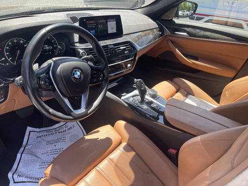Used 2017 BMW 530i xDrive AWD/4WD image 13