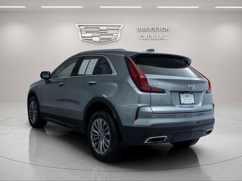 Certified 2024 Cadillac XT4 Premium Luxury image 8