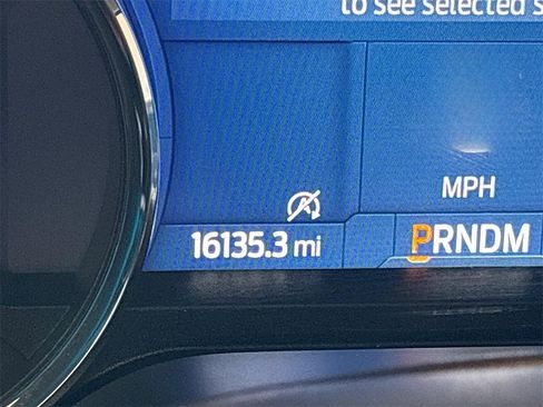 Used 2024 Ford Expedition XLT image 12