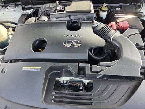 Used 2019 INFINITI QX50 Essential w/ Premium Heat Package image 12