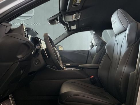 Certified 2026 Lexus TX 500h AWD w/ Technology Package image 8