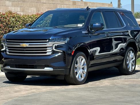 Certified 2023 Chevrolet Tahoe High Country w/ Premium Package AWD/4WD image 8
