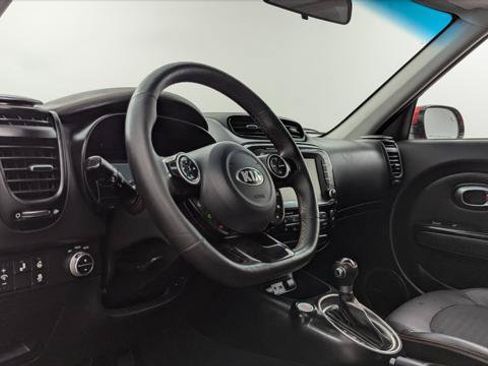 Used 2018 Kia Soul ! w/ Tech Package FWD image 23