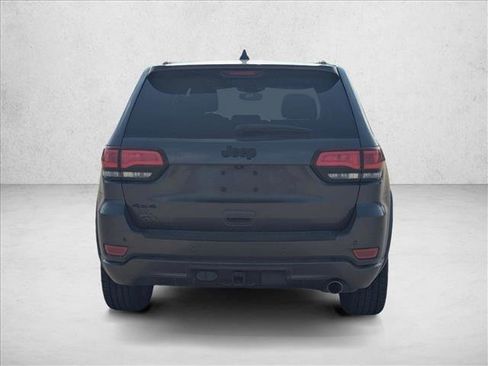 Used 2019 Jeep Grand Cherokee Altitude image 6