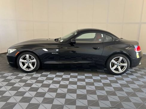 Used 2009 BMW Z4 sDrive30i RWD image 35