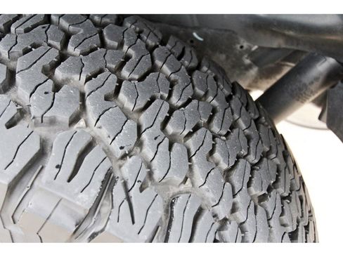 Used 2024 Jeep Wrangler Unlimited Sport AWD/4WD image 31
