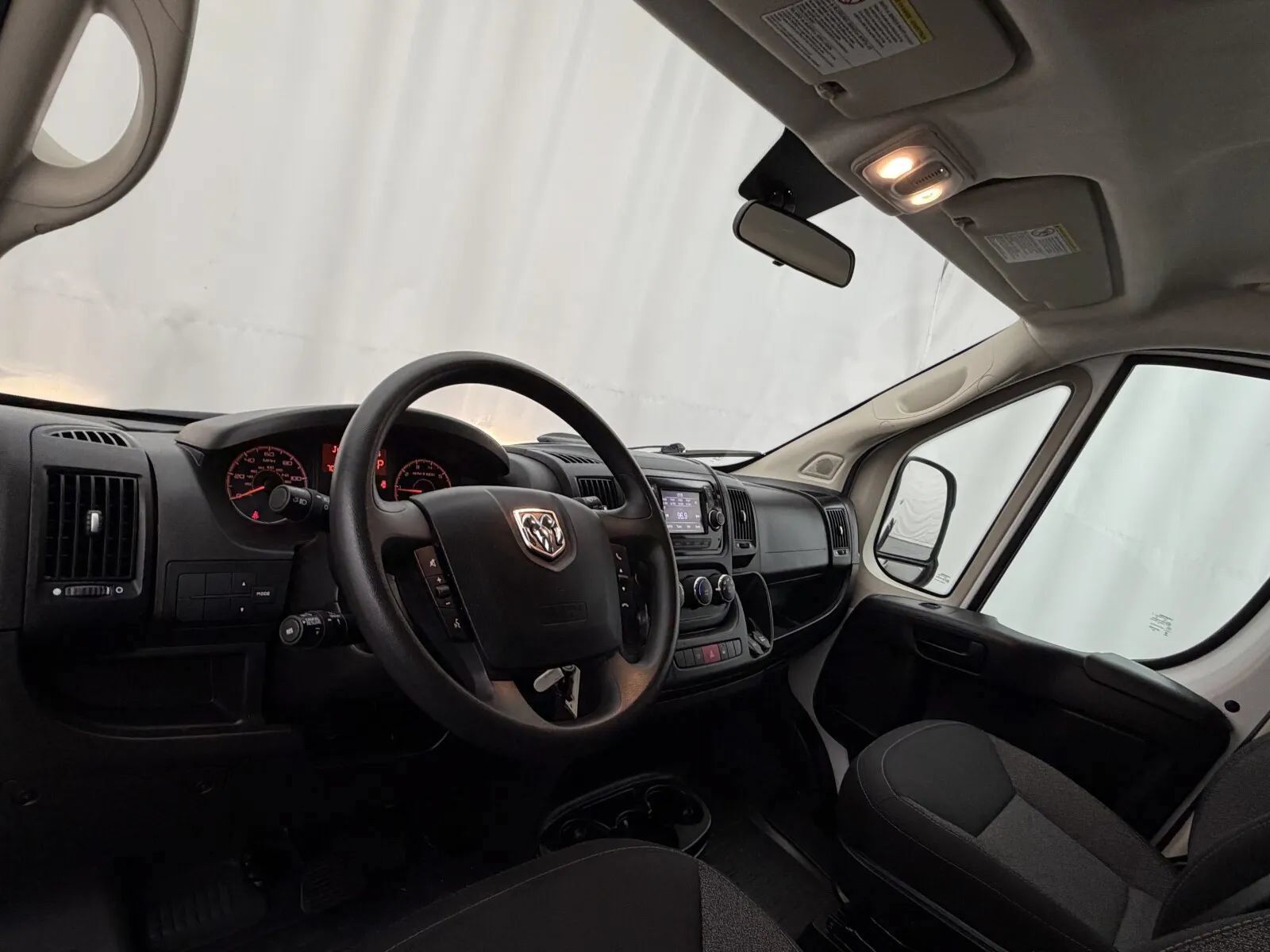 Used 2021 RAM ProMaster 2500 FWD image 10