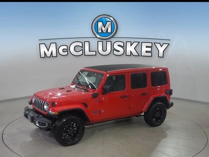 Used 2025 Jeep Wrangler Unlimited Sahara w/ Safety Group