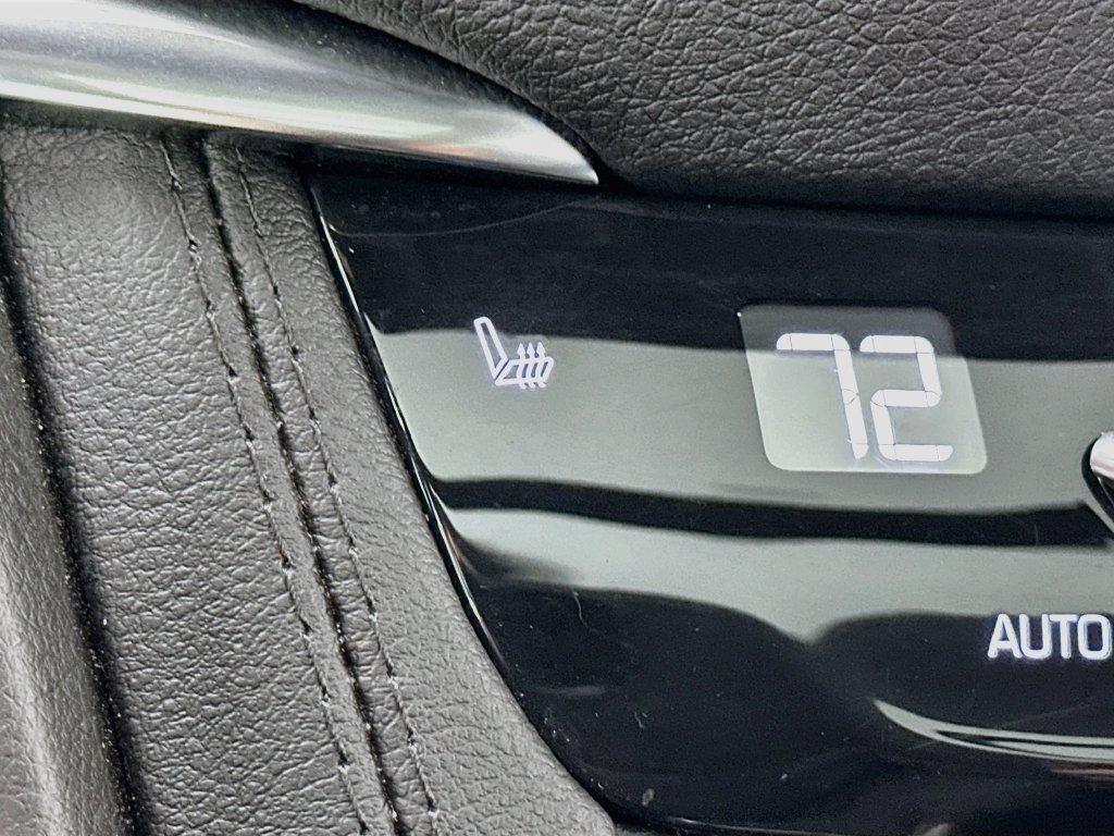 Used 2023 Cadillac XT5 Sportv w/ Technology Package AWD/4WD image 26