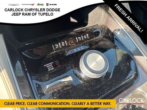 Used 2024 Jeep Wagoneer 4WD w/ Premium Group I image 24