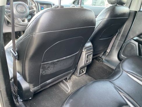 Certified 2019 Jeep Compass Latitude w/ Cold Weather Group image 27