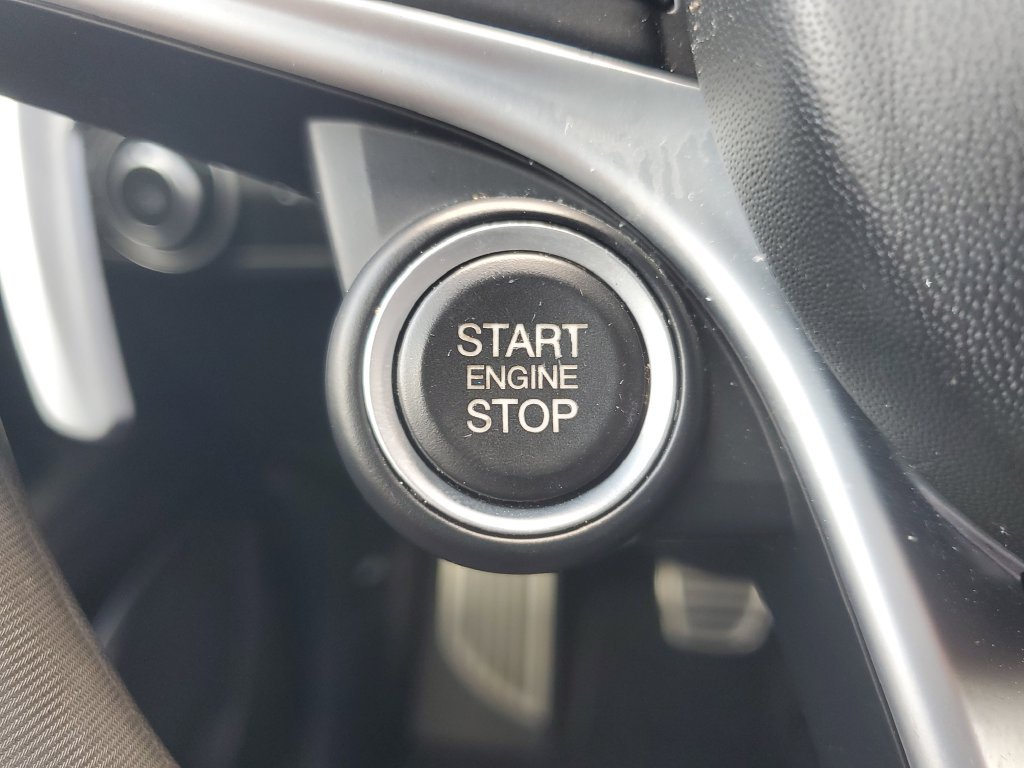 Used 2019 Alfa Romeo Stelvio Ti Sport w/ Quick Order Package 22S Sport AWD/4WD image 35