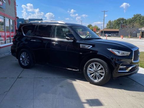 Used 2019 INFINITI QX80 Luxe w/ Proassist Package image 3