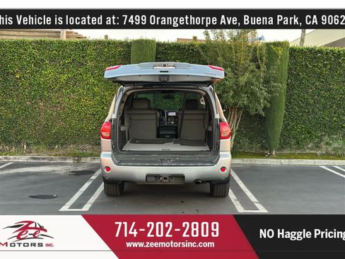 Used 2013 Toyota Sequoia Platinum RWD image 15