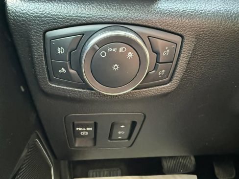 Used 2019 Ford F150 Lariat AWD/4WD image 17