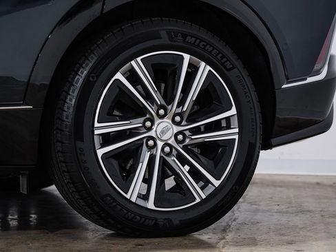 Used 2025 Cadillac Lyriq Luxury image 62