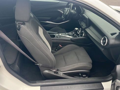 Used 2016 Chevrolet Camaro LT image 12