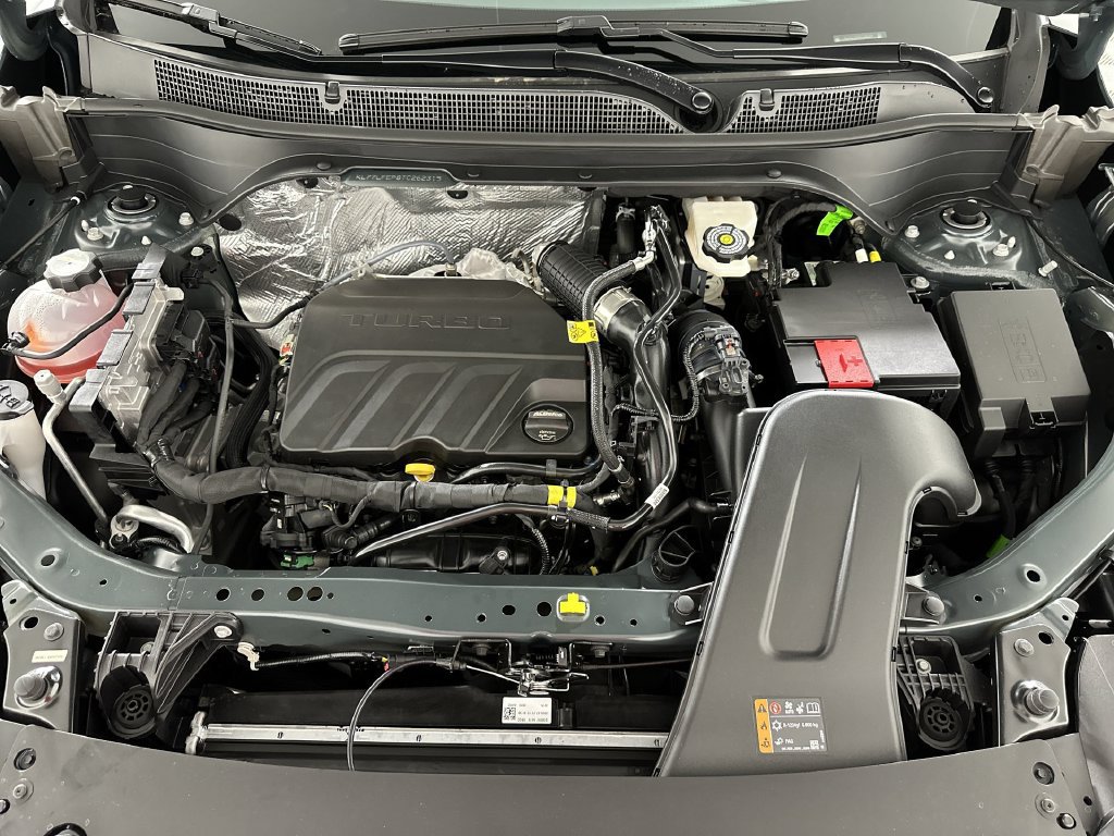New 2026 Chevrolet Trax LS w/ LS Convenience Package FWD image 28