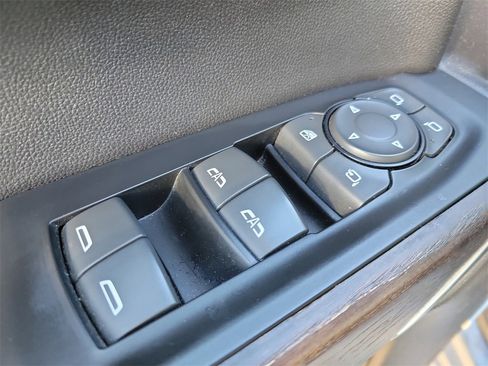 Used 2020 GMC Sierra 1500 Denali w/ Denali Ultimate Package image 18