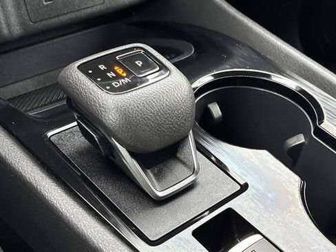 Certified 2023 Nissan Rogue S image 24