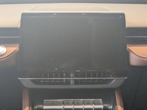 New 2026 Lincoln Nautilus Reserve image 16