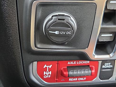 New 2026 Jeep Gladiator Willys AWD/4WD image 19