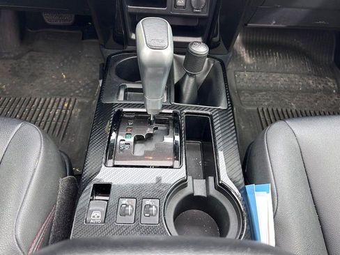 Used 2019 Toyota 4Runner TRD Off-Road Premium image 17