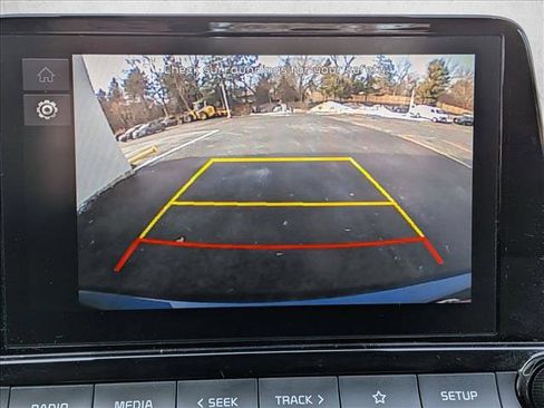 Used 2022 Kia Forte LXS image 13