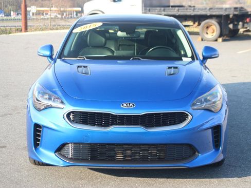 Used 2018 Kia Stinger Premium AWD/4WD image 2
