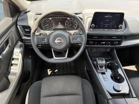 Used 2024 Nissan Rogue SV AWD/4WD image 27