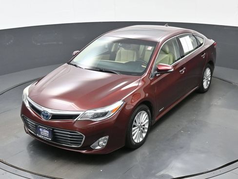 Used 2014 Toyota Avalon Limited w/ Technology Package FWD image 33