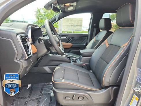 New 2026 GMC Canyon AT4 AWD/4WD image 15