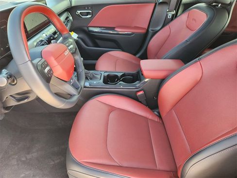 New 2026 Kia K4 GT-Line image 9