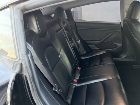Used 2023 Tesla Model 3 Standard Range image 18