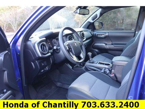 Used 2023 Toyota Tacoma TRD Off-Road image 21