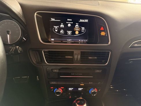 Used 2016 Audi SQ5 Premium Plus w/ Technology Package image 19