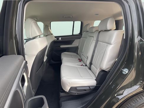 New 2026 Hyundai Santa Fe SEL FWD image 19