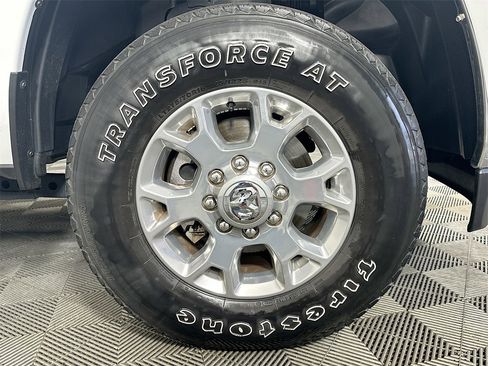 Used 2022 RAM 2500 Big Horn image 35
