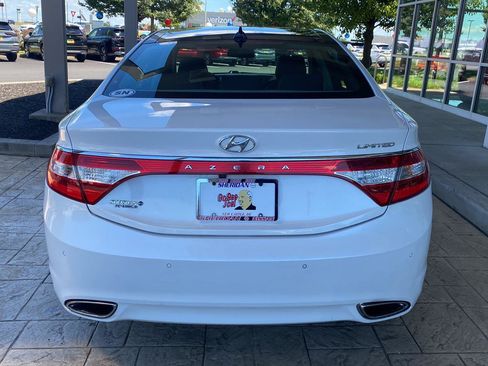 Used 2014 Hyundai Azera Limited w/ Option Group 02 FWD image 6