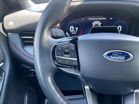 Used 2025 Ford Explorer ST-Line w/ Premium Package AWD/4WD image 17