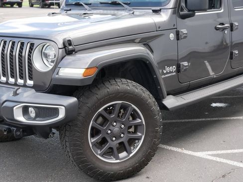 Used 2022 Jeep Gladiator Overland w/ Popular Equipment Package AWD/4WD image 27