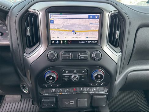 Certified 2022 Chevrolet Silverado 2500 LTZ w/ LTZ Plus Package image 19