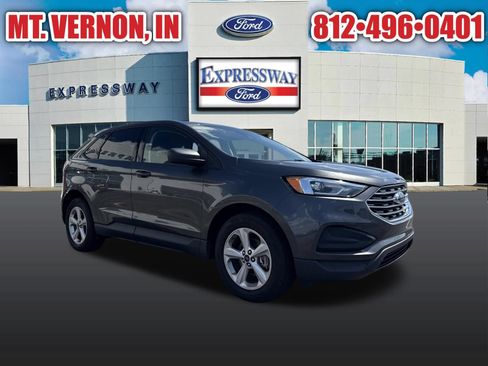 Used 2020 Ford Edge SE FWD image 3