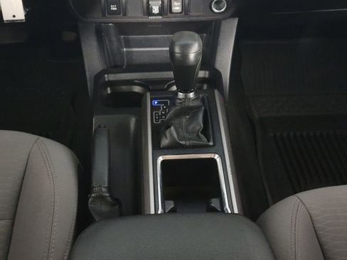 Used 2019 Toyota Tacoma SR5 image 24