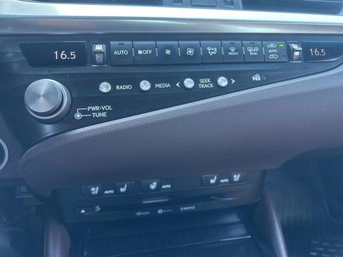 Used 2021 Lexus ES 250 AWD/4WD image 25