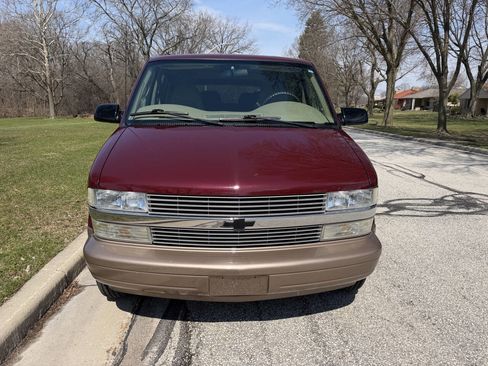 Used 2001 Chevrolet Astro Passenger AWD image 8