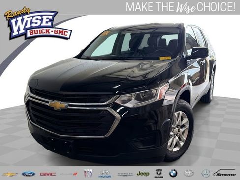 Used 2020 Chevrolet Traverse LS AWD/4WD image 1