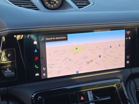 Used 2025 Porsche Panamera 4 image 24