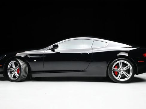 Used 2009 Aston Martin DB9 Coupe image 19